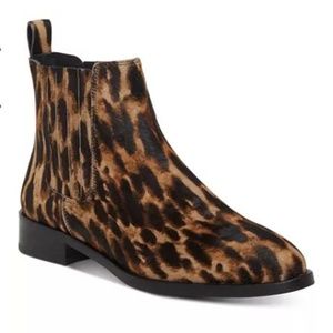 Vince Camuto Haventa Leopard Chelsea Bootie sz9.5
